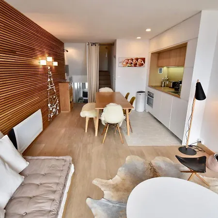 Triplex Renove Aux Dromonts, Avoriaz - 6/7 Pers, 3 Ch, Balcon, Proche Centre Village - Fr-1-633-38 Morzine